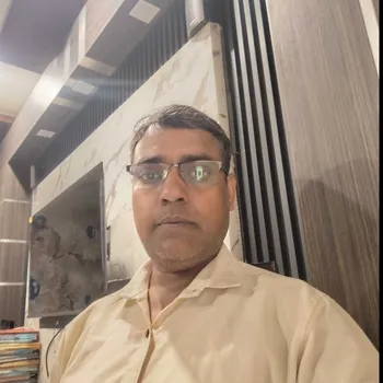 Vivek Kumar Singh - Best Home Tutor in Nawabganj, Kanpur